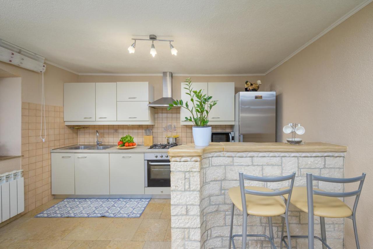Holiday Apartment Ariella Krizanici Zewnętrze zdjęcie