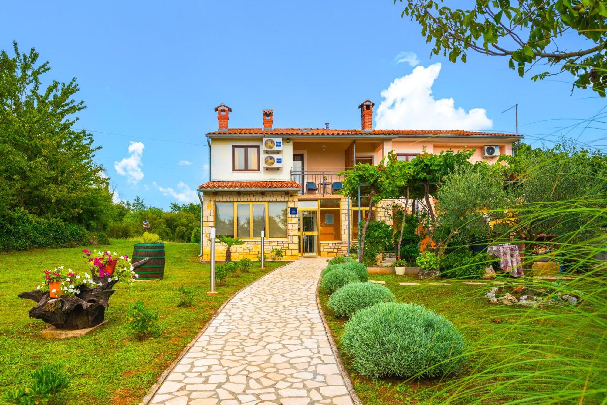 Holiday Apartment Ariella Krizanici Zewnętrze zdjęcie